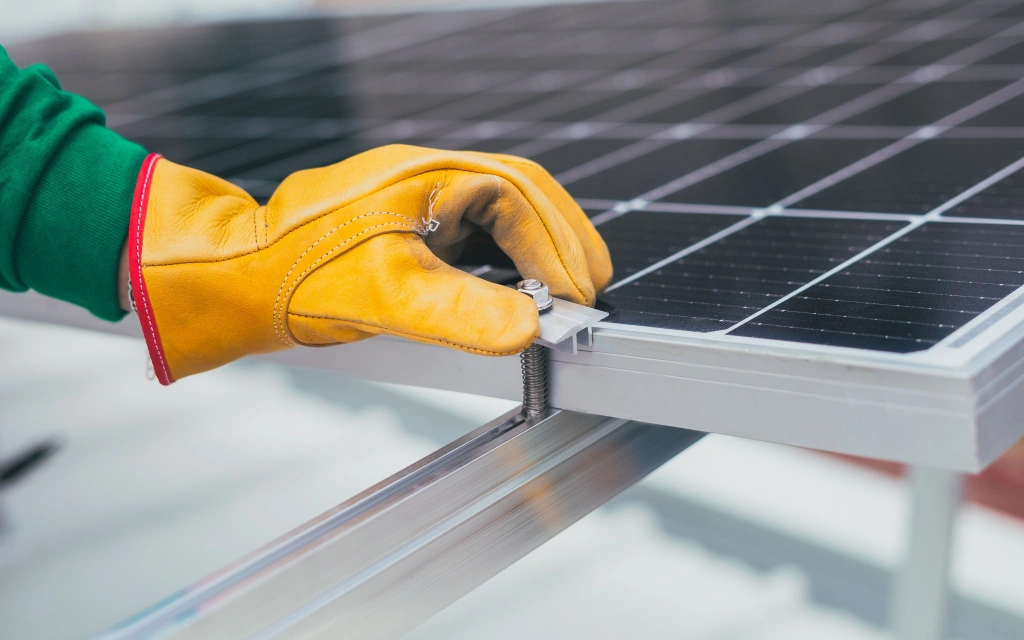 safety equipment for rooftop solar panel installation & maintenance